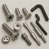 Какие преимущества у антивандального крепежа перед обычным